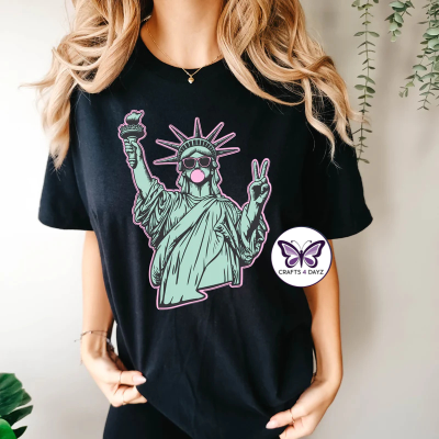 Statue of Liberty Black Statue of Liberty T-Shirt