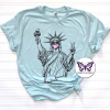 Statue of Liberty Outline aqua Statue of Liberty T-Shirt